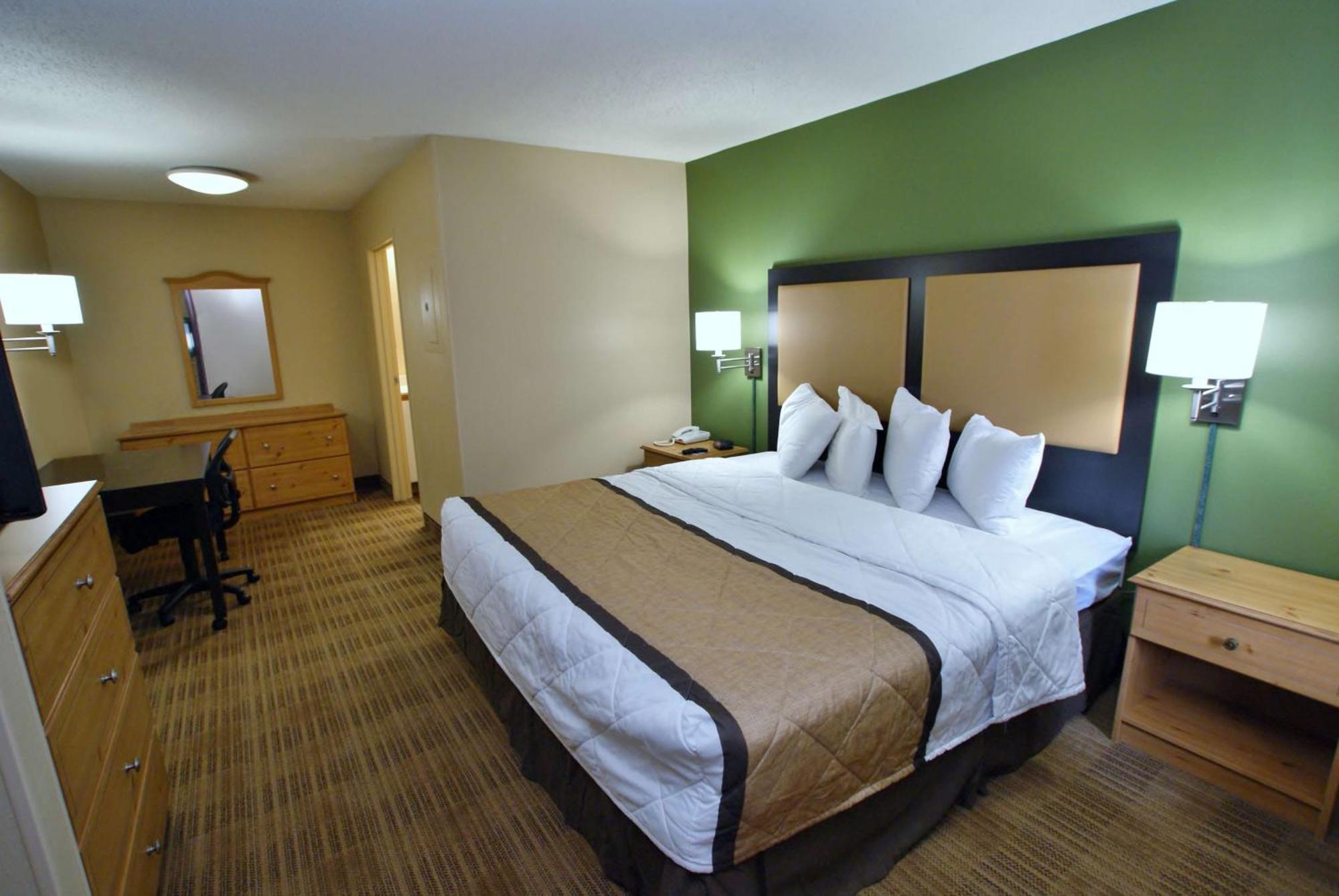 Extended Stay America Select Suites - Durham - University - Ivy Creek Blvd Exterior photo